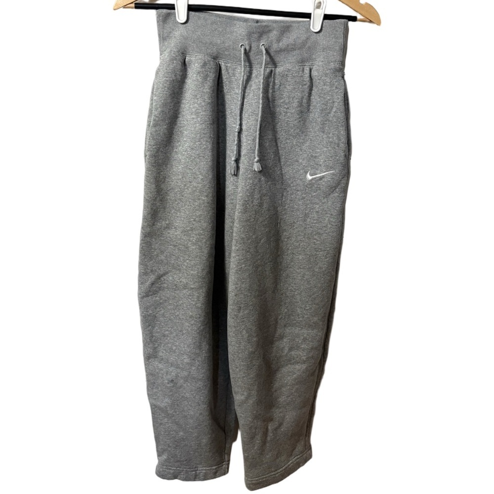 Nike Heather Gray Sweatshirt